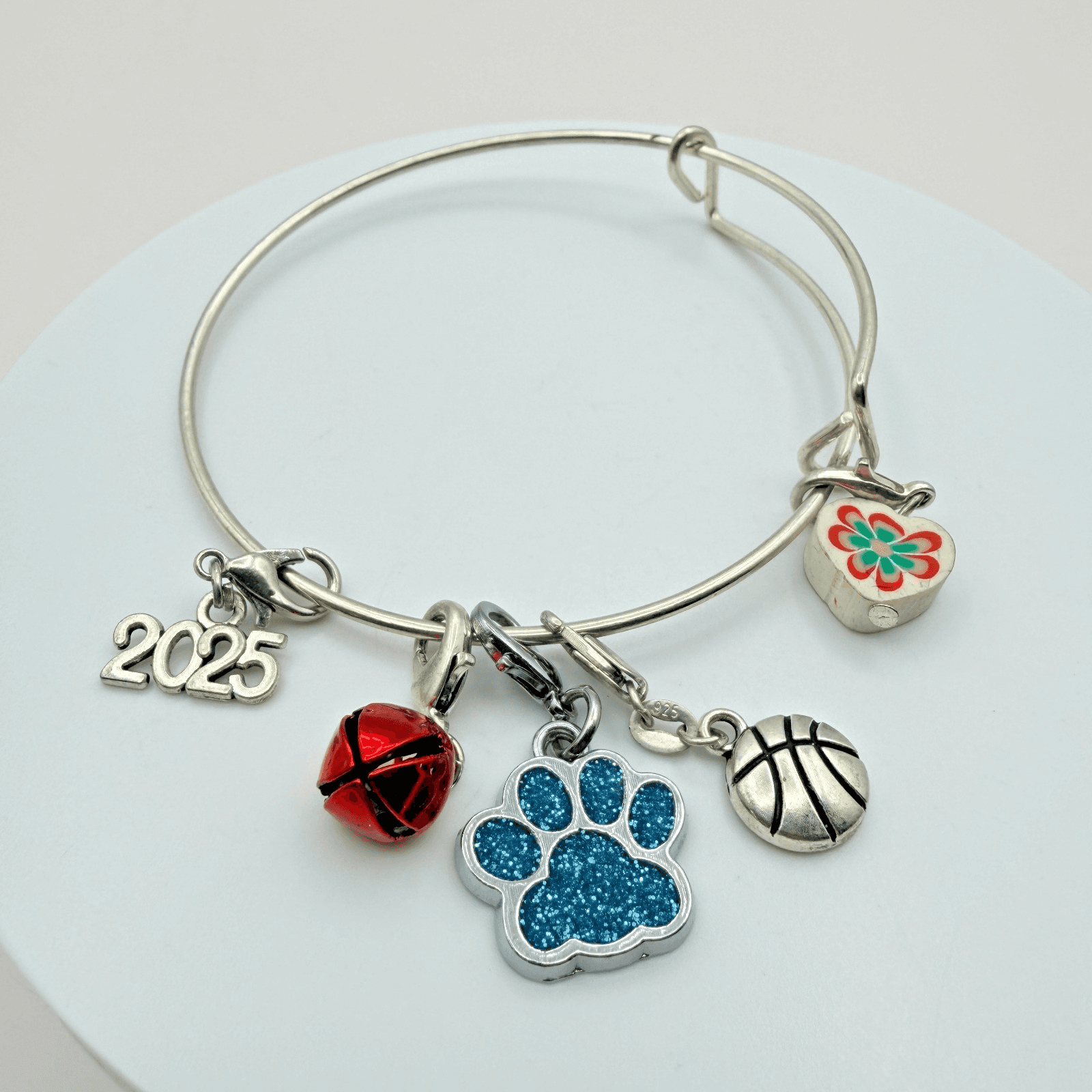 Vintage 90s Silver Tone Charm Bangle Bracelet Women's Classic Fashion Jewelry - Image 1