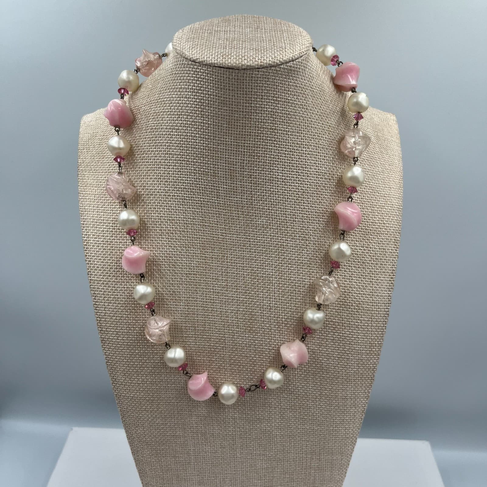 VTG Cream Mother Of Pearl Pink Sugar Beads Miriam Haskell-Style Station Necklace - Image 1