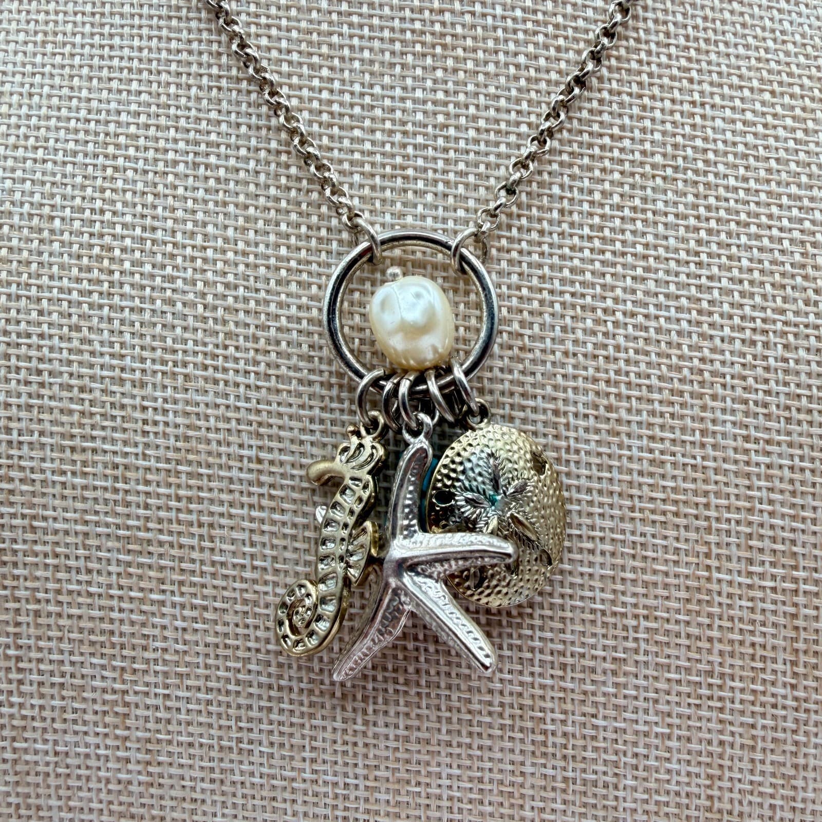 Vintage 90s Silver Tone Faux Pearl Pendant Necklace Women's Classic Jewelry - Image 1