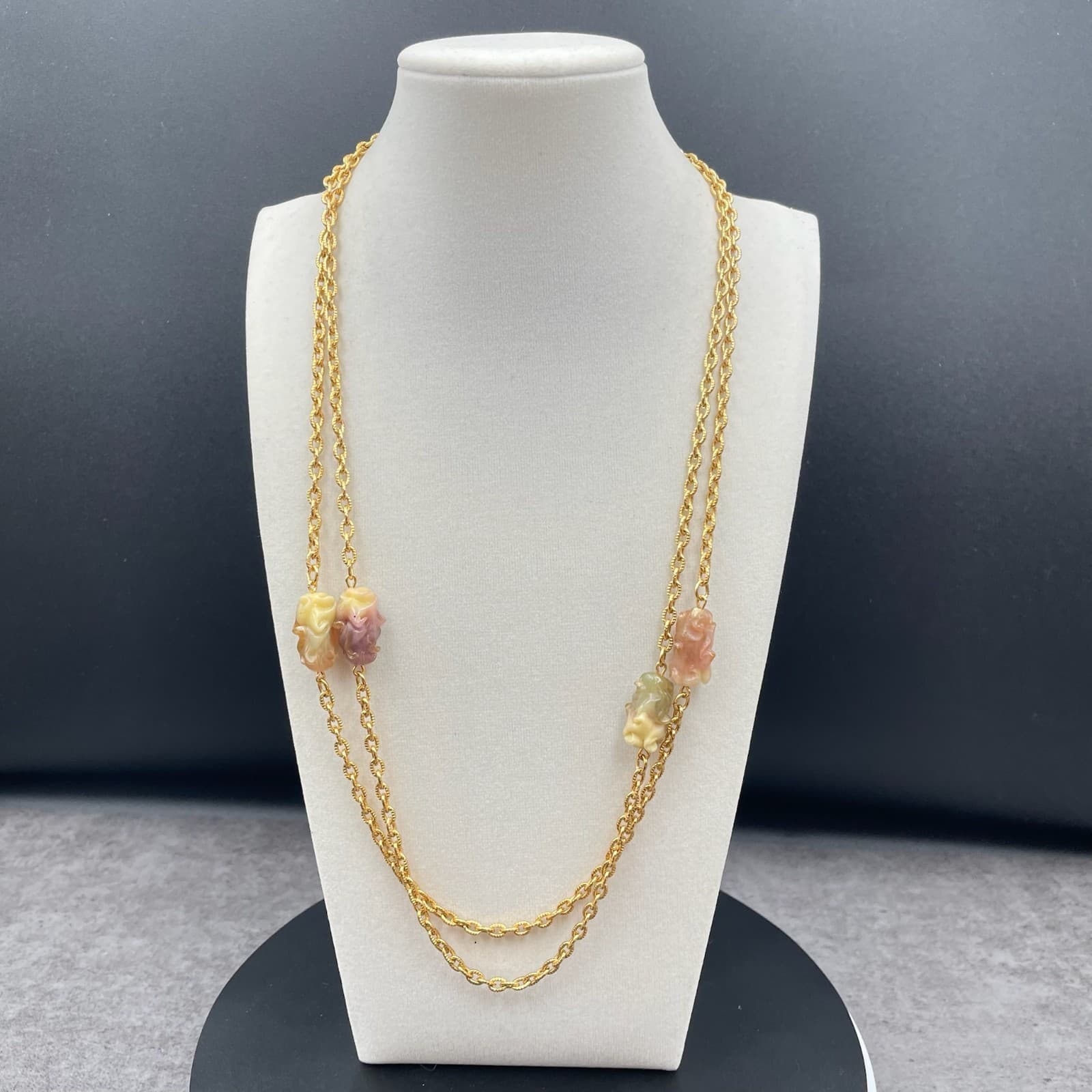 VTG Gold-Tone Hammered Victorian Carved Jadeite Double-Strand Station Necklace - Image 1