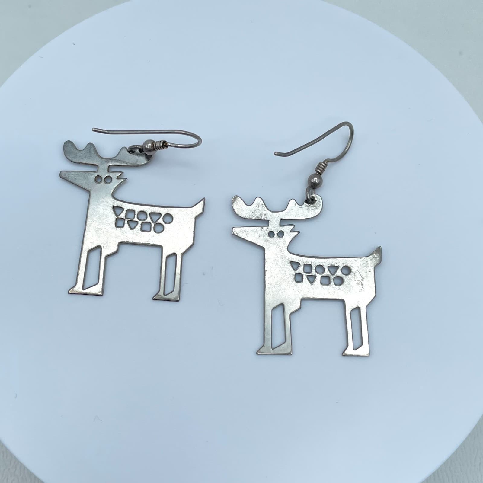 Vintage 90s Silver Tone Cutout Deer Moose Dangle Earrings Boho Women's Jewelry - Image 1