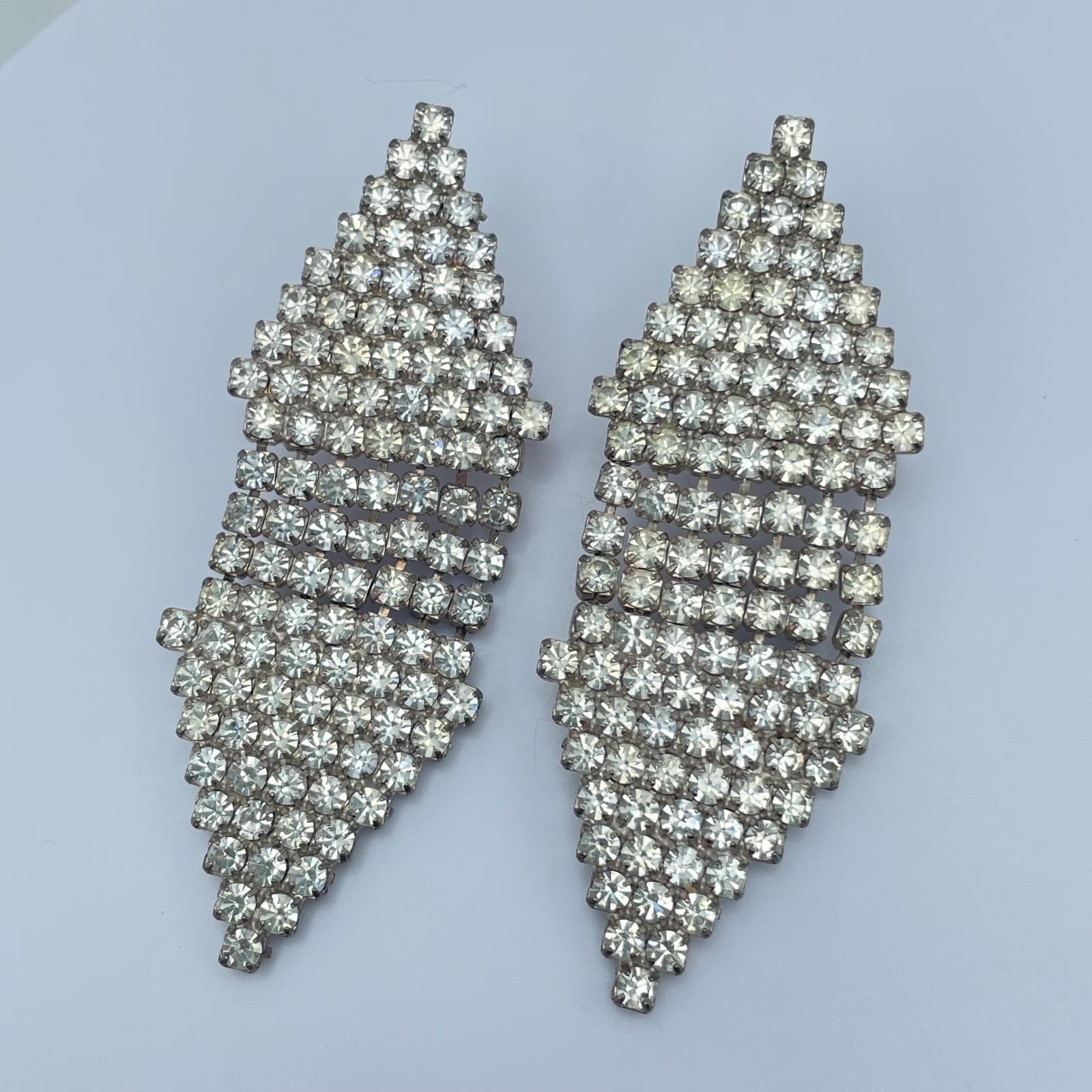 Vintage 90s Clear Rhinestone Silver Tone Dangle Earrings Women's Classic Jewelry - Image 1