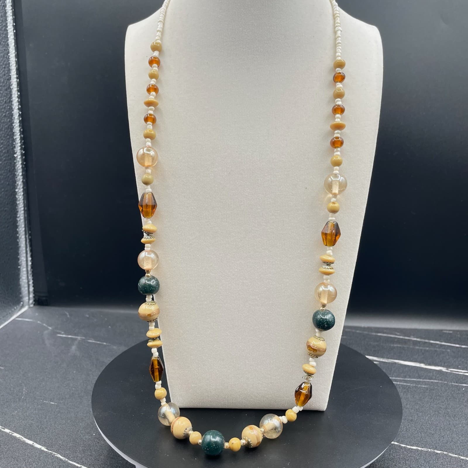 Vintage Beige Classic Fashion Glass Beaded Station Statement Lobster Necklace - Image 1