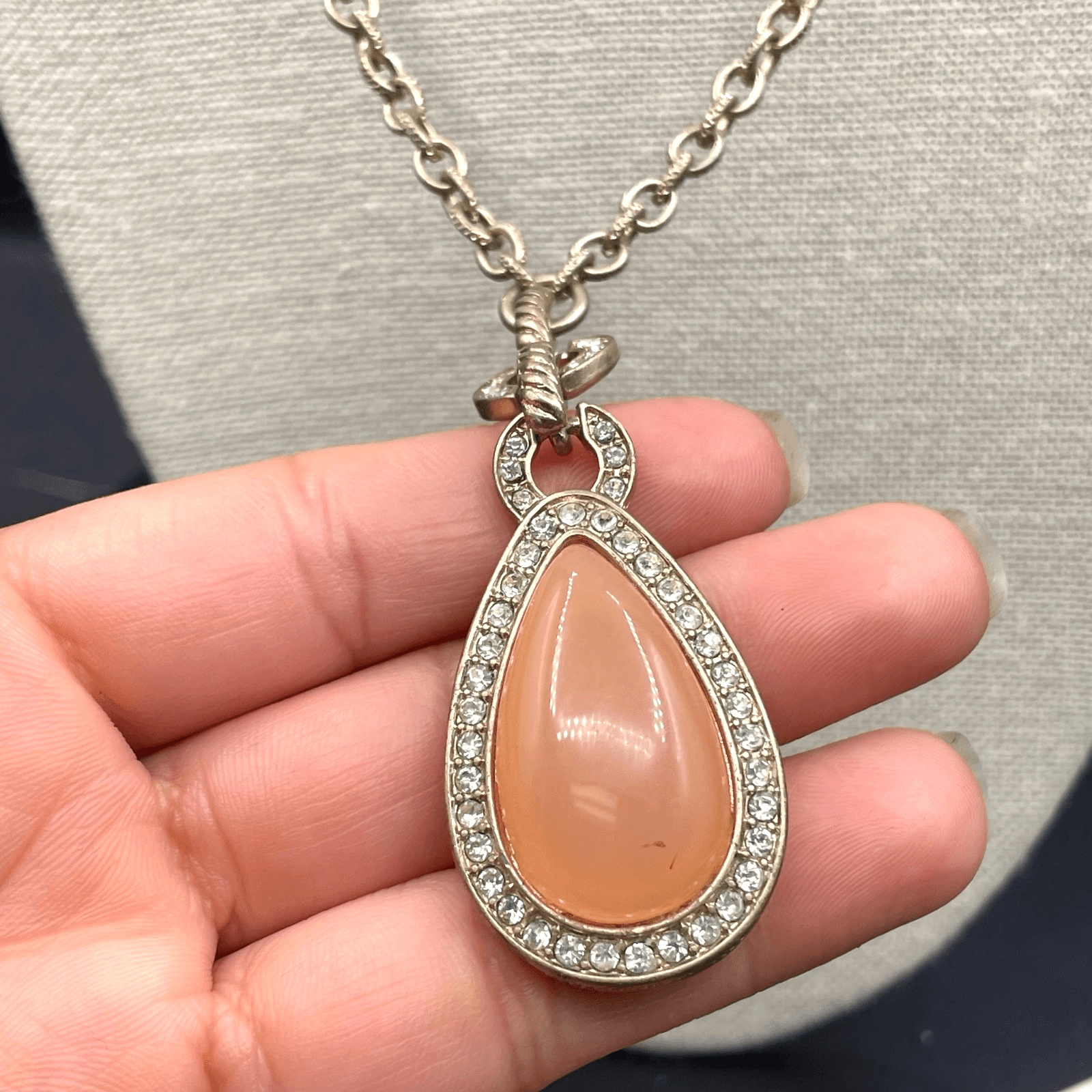 Vintage Gold-Tone Rolo Link Chain Rhinestone Teardrop Pendant Necklace - Image 1