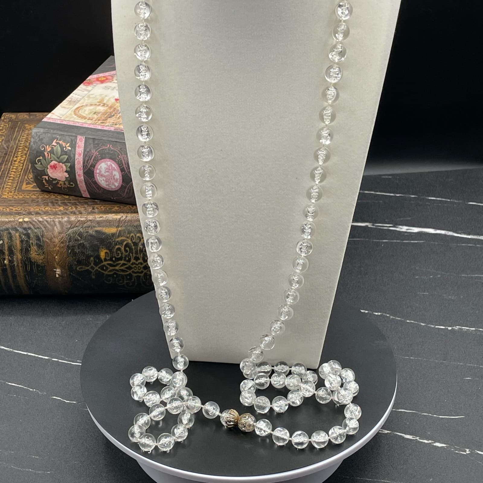 Vintage Fashion Filigree Bead Cap Elegant Clear Faceted Glass Beaded Necklace - Image 1