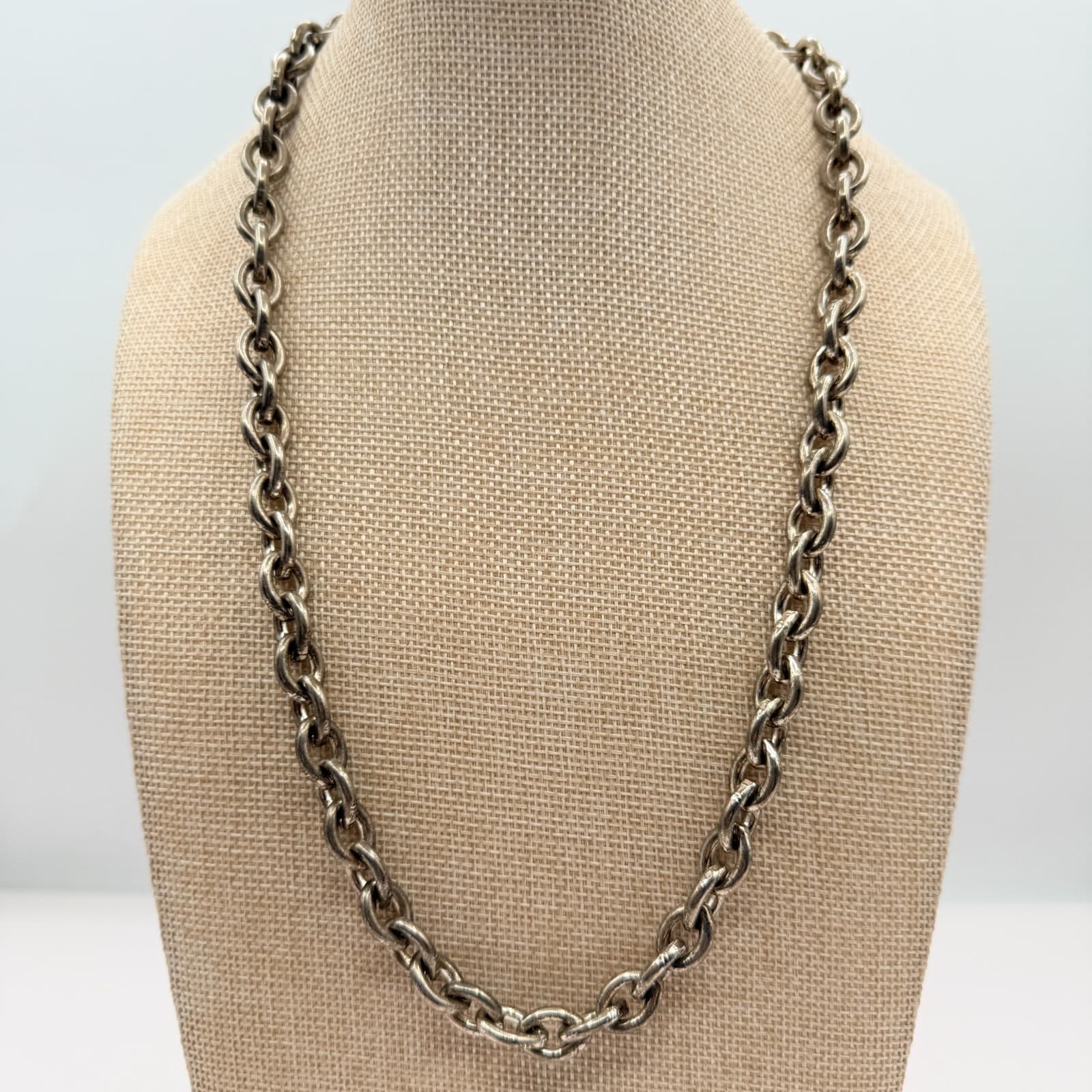 Vintage 90s Silver Tone Oval Link Chain Necklace Statement Women's Jewelry - Image 1