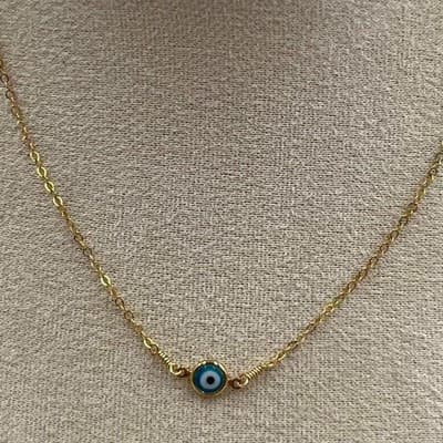 Vintage Gold Tone Evil Eye Pendant Necklace Blue White Minimalist Dainty Chain - Image 1