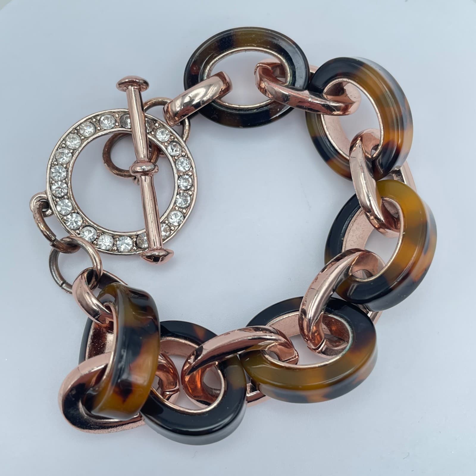 Vintage Rose Gold-Tone Crystal-Encrusted Tortoiseshell Link Toggle Bracelet - Image 1