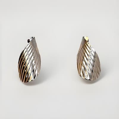 Vintage 80s Silver Tone Ribbed Wave Earrings Gold Accent Shell Style Post Pierce - Image 1