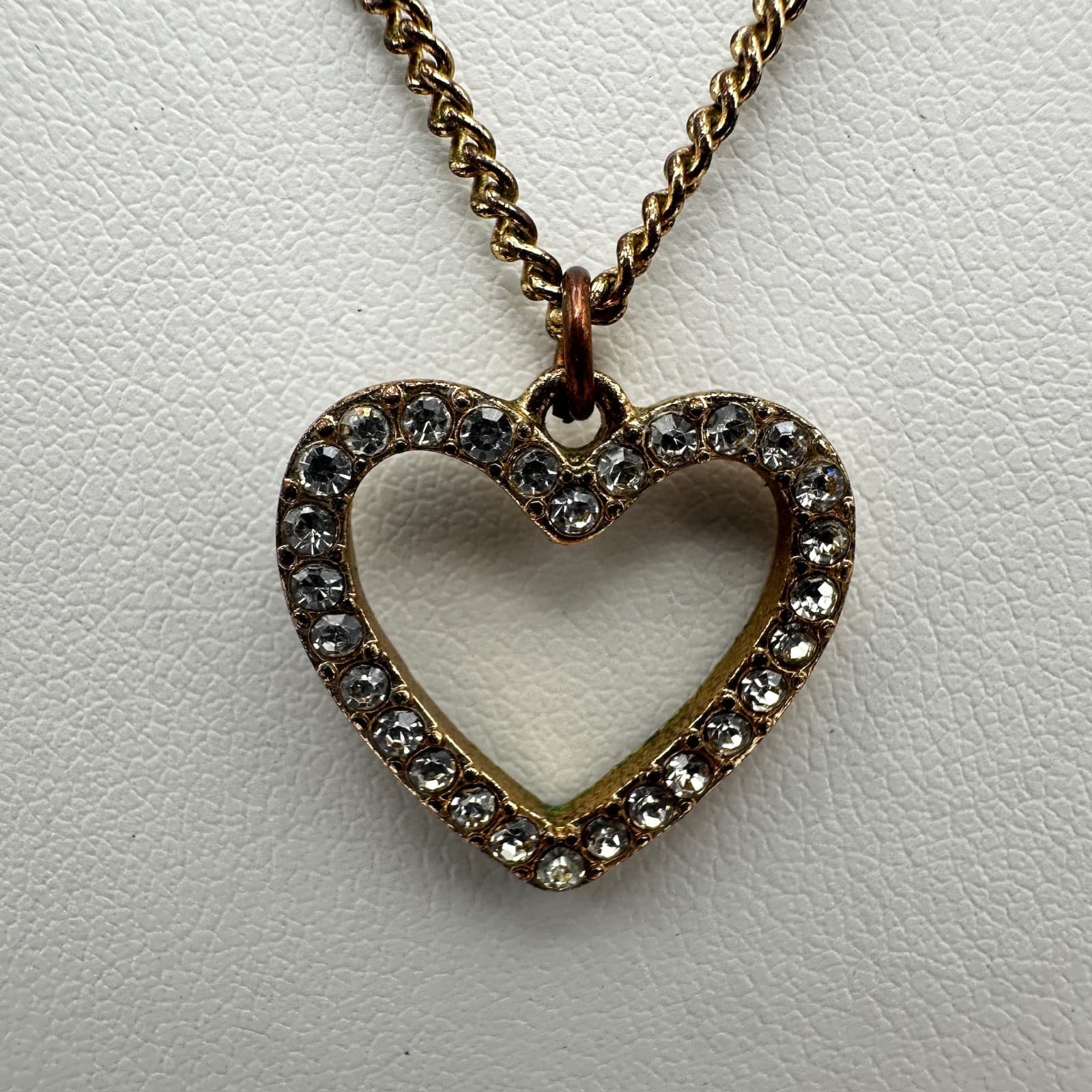 Vintage Y2K Heart Clear Crystal Pendant Necklace Gold Tone Women's Jewelry - Image 1