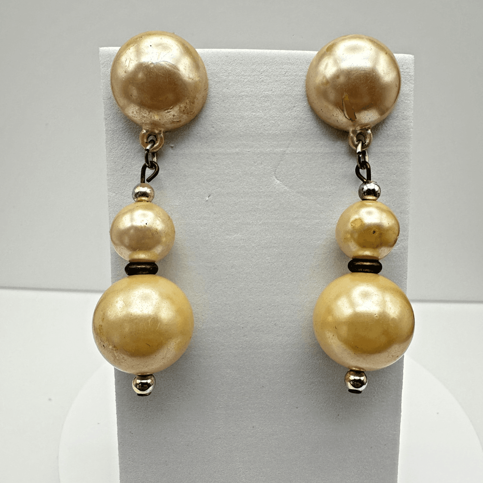 Vintage 80s Faux Pearl Drop Earrings Cream Graduated Bead Statement Dangle - Image 1