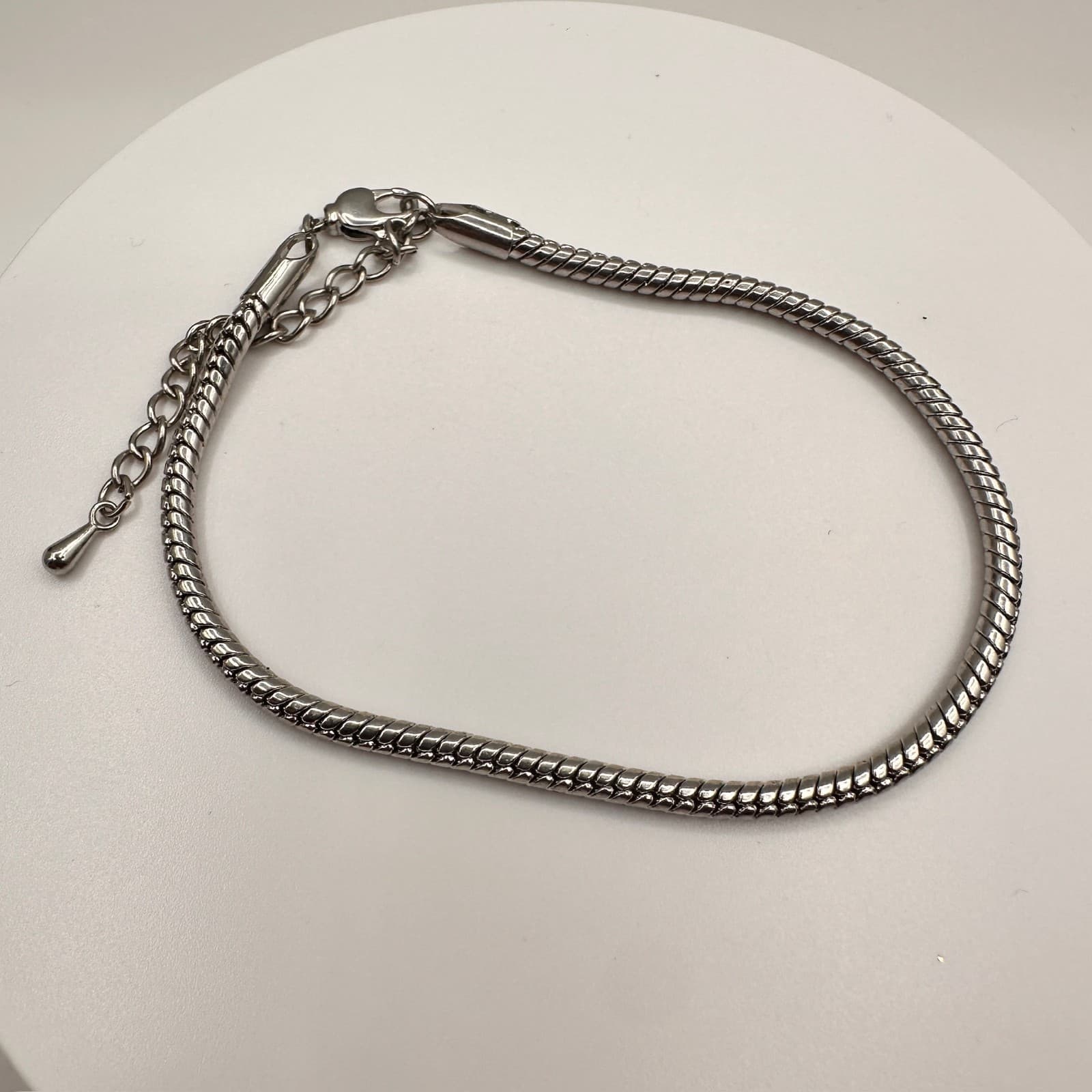 Vintage Silver Tone Snake Chain Bracelet Adjustable Minimalist Classic Jewelry - Image 1