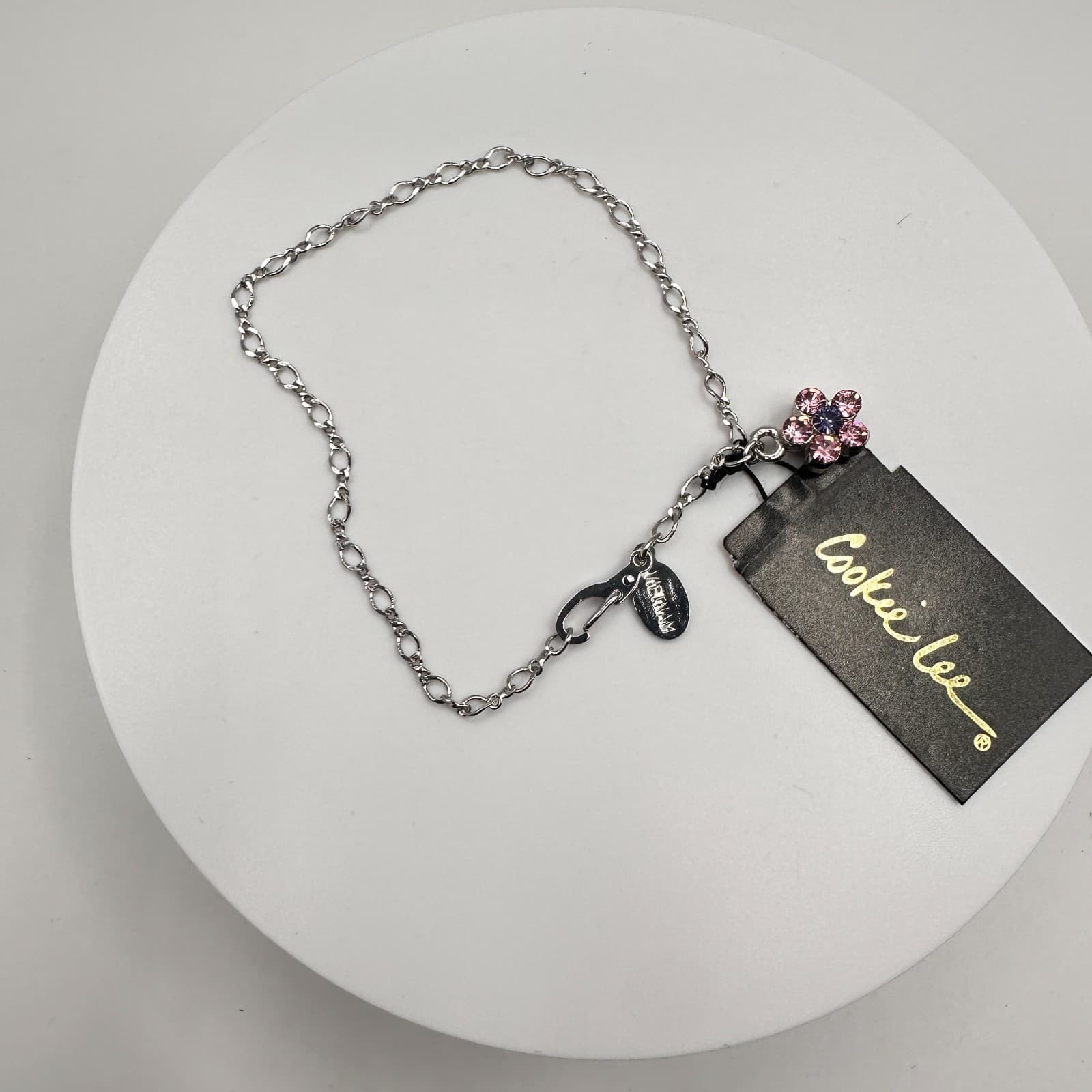 Vintage 80s C-Lee Silver-Tone Chain Pink Crystal Flower Charm Bracelet Jewelry - Image 1