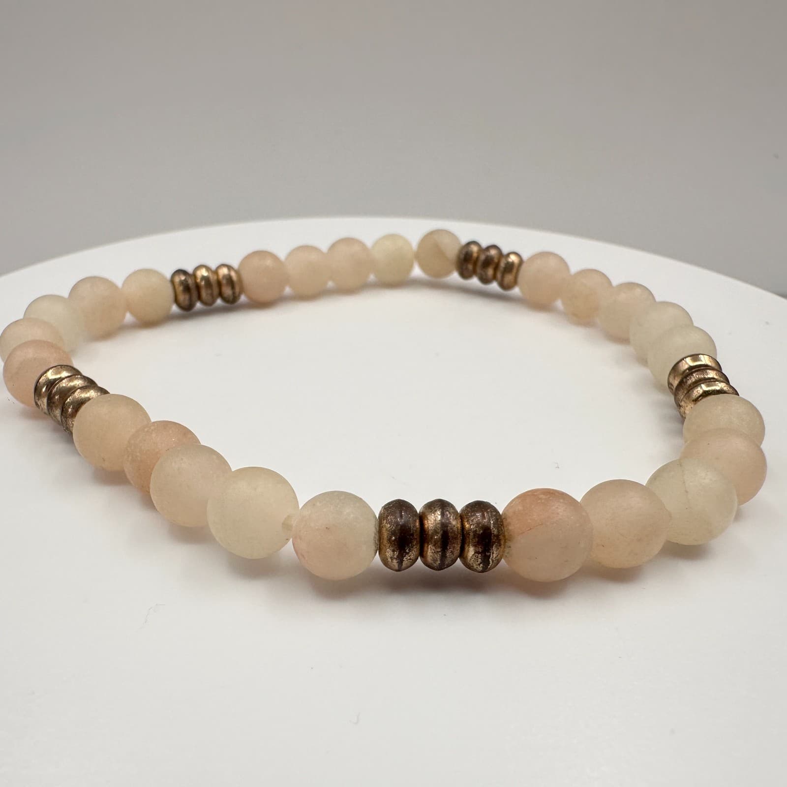 Vintage 90s Matte Peach Beaded Bracelet Gold Tone Spacers Boho Women's Jewelry - Image 1