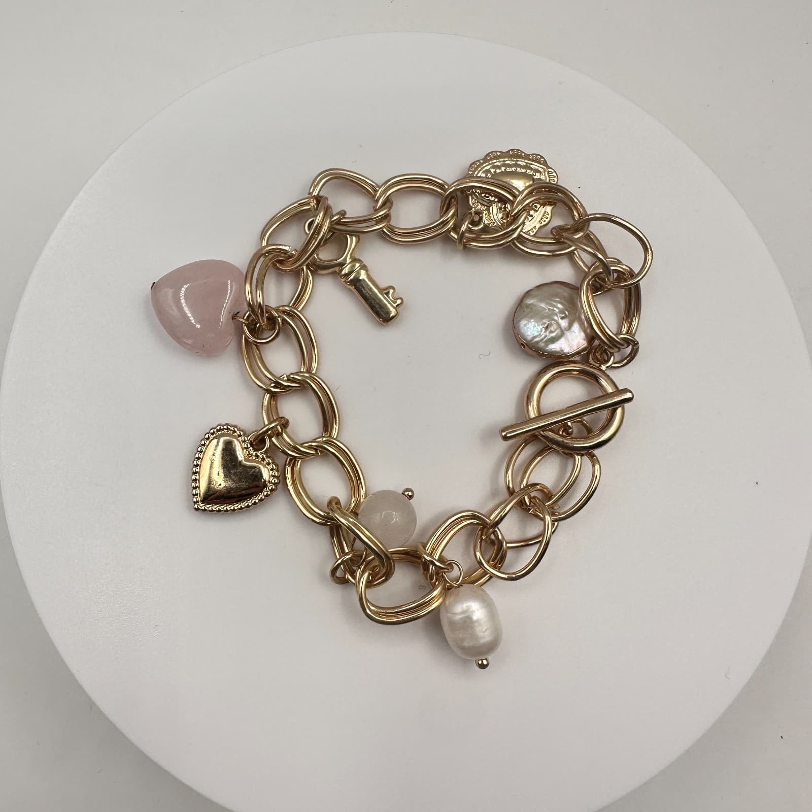 Vintage 90s Gold Tone Chunky Chain Bracelet Heart Key Pearl Toggle Clasp Jewelry - Image 1