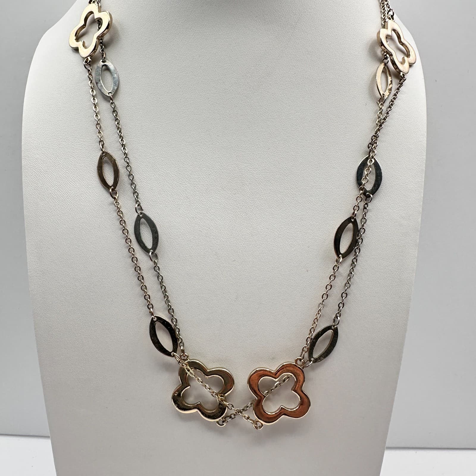 Vintage Y2K Multi Strand Necklace Gold Tone Quatrefoil Oval Link Chain Jewelry - Image 1