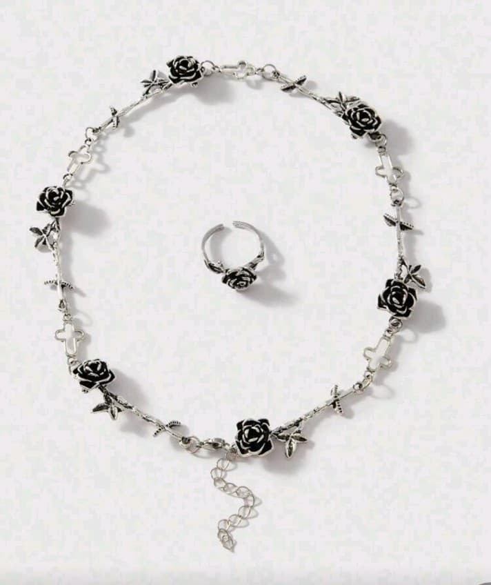 Hot topic Elegant Black and Silver Floral Jewelry Necklace & Ring Set - Image 1