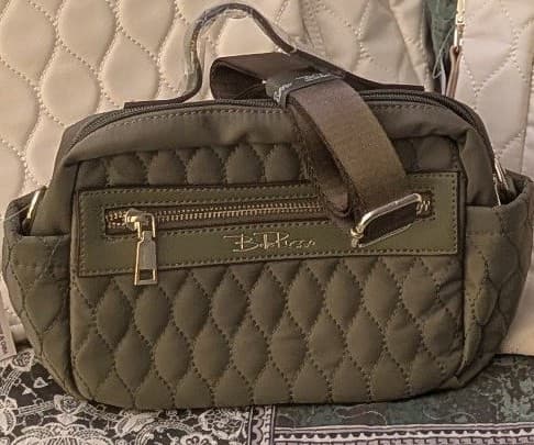 Belle Russo Quilted Green Crossbody Bag - Image 1