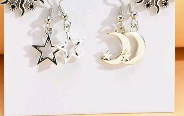 Hot Topic Silver Celestial Dangle Earrings Set - Image 1