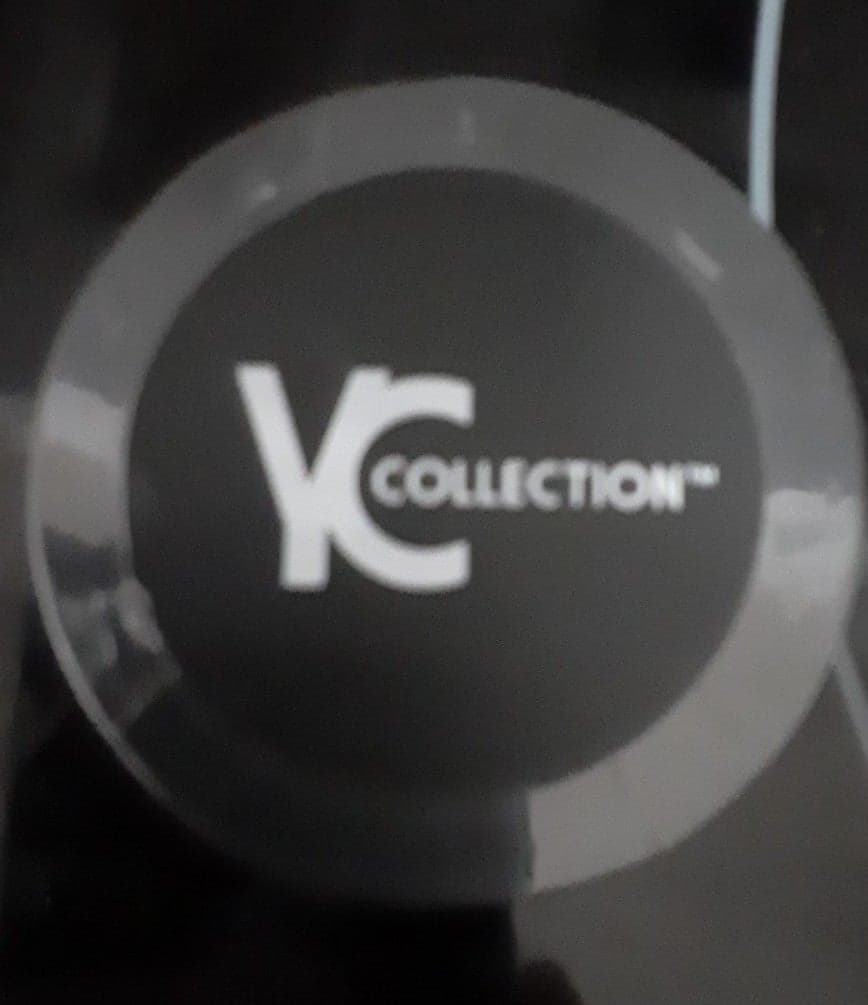 YC Collection loose setting powder - Image 1