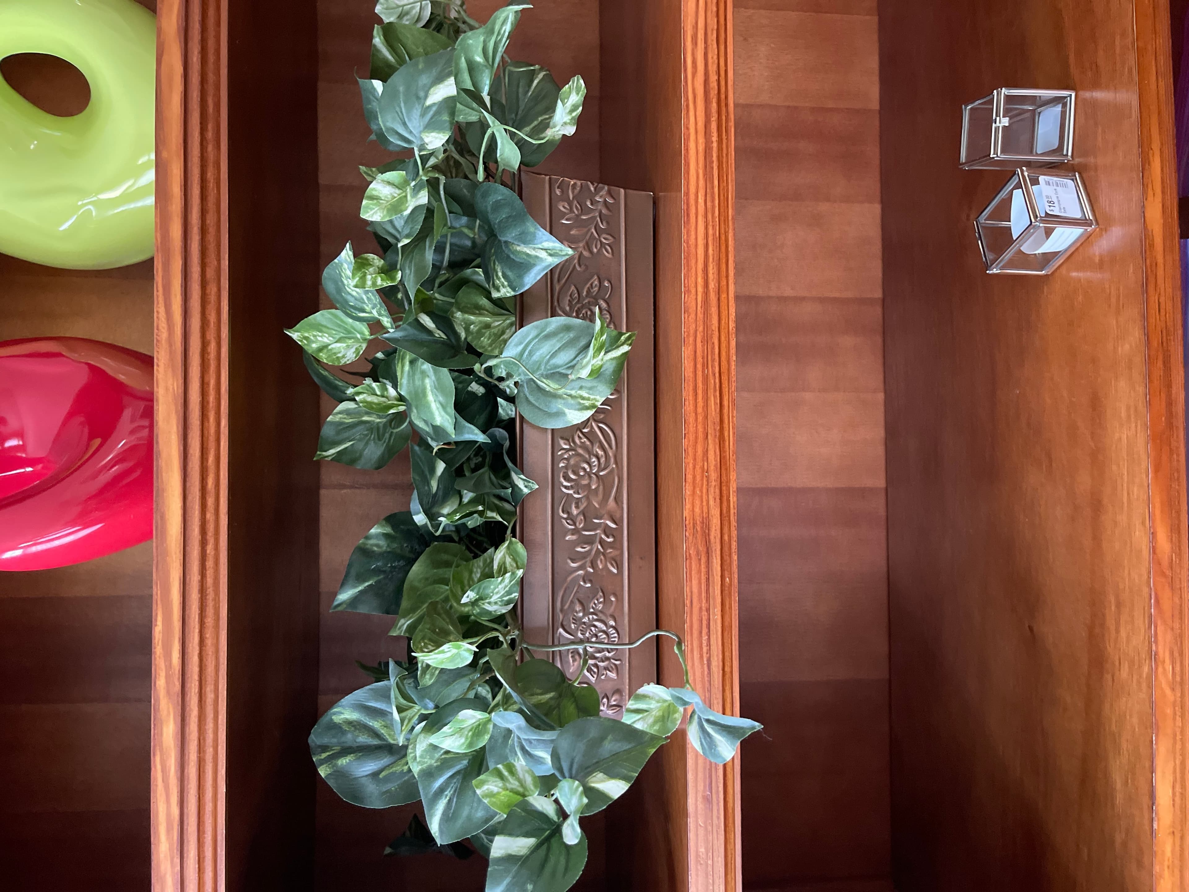 Artificial Greenery Vine Plant Decor - Image 1