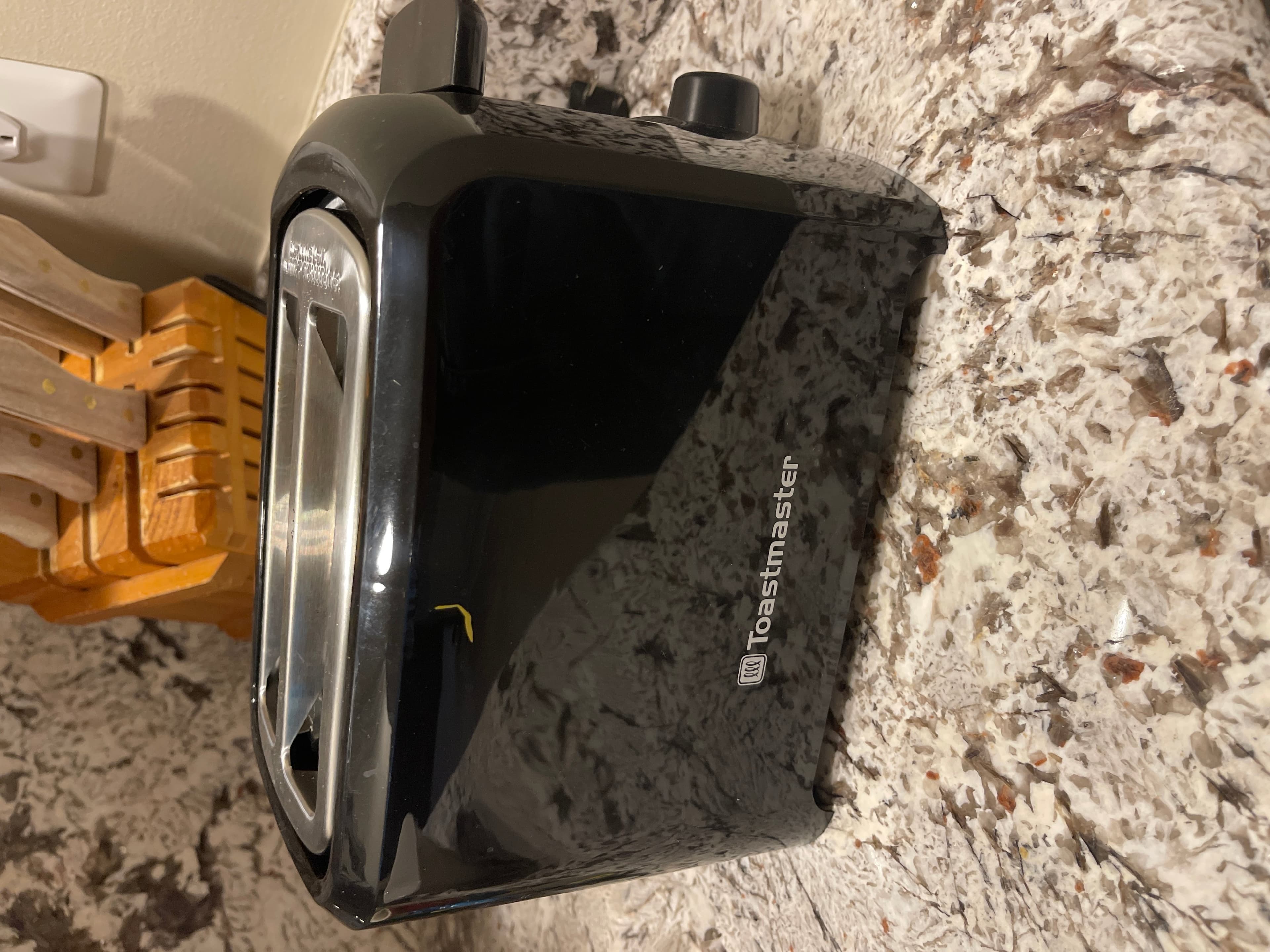 Toastmaster 2-Slice Toaster Black Compact Design - Image 1