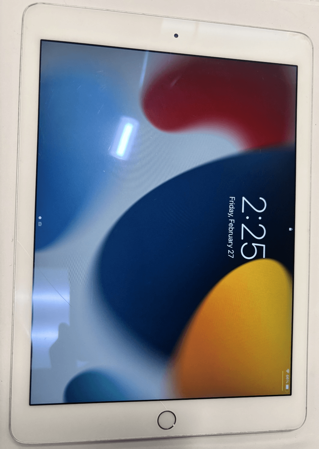 Apple iPad Air 2 - A1566 - 16GB - White/Silver - WiFi Only - Image 1