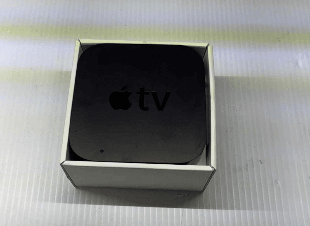 Apple TV (3rd Generation) Digital HD Media Streamer - Black A1469 - Image 1