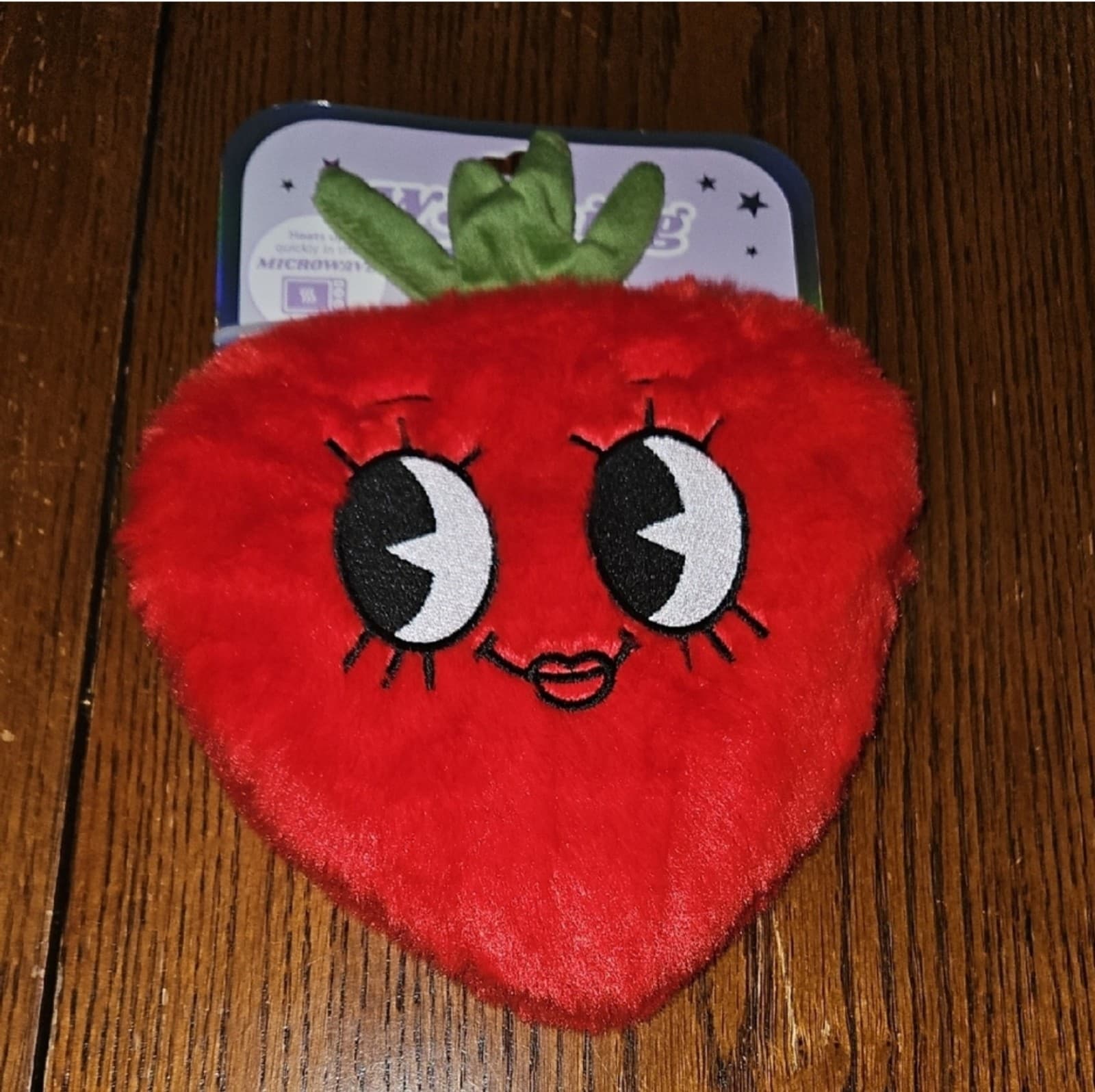 Warming Strawberry plush - Image 1