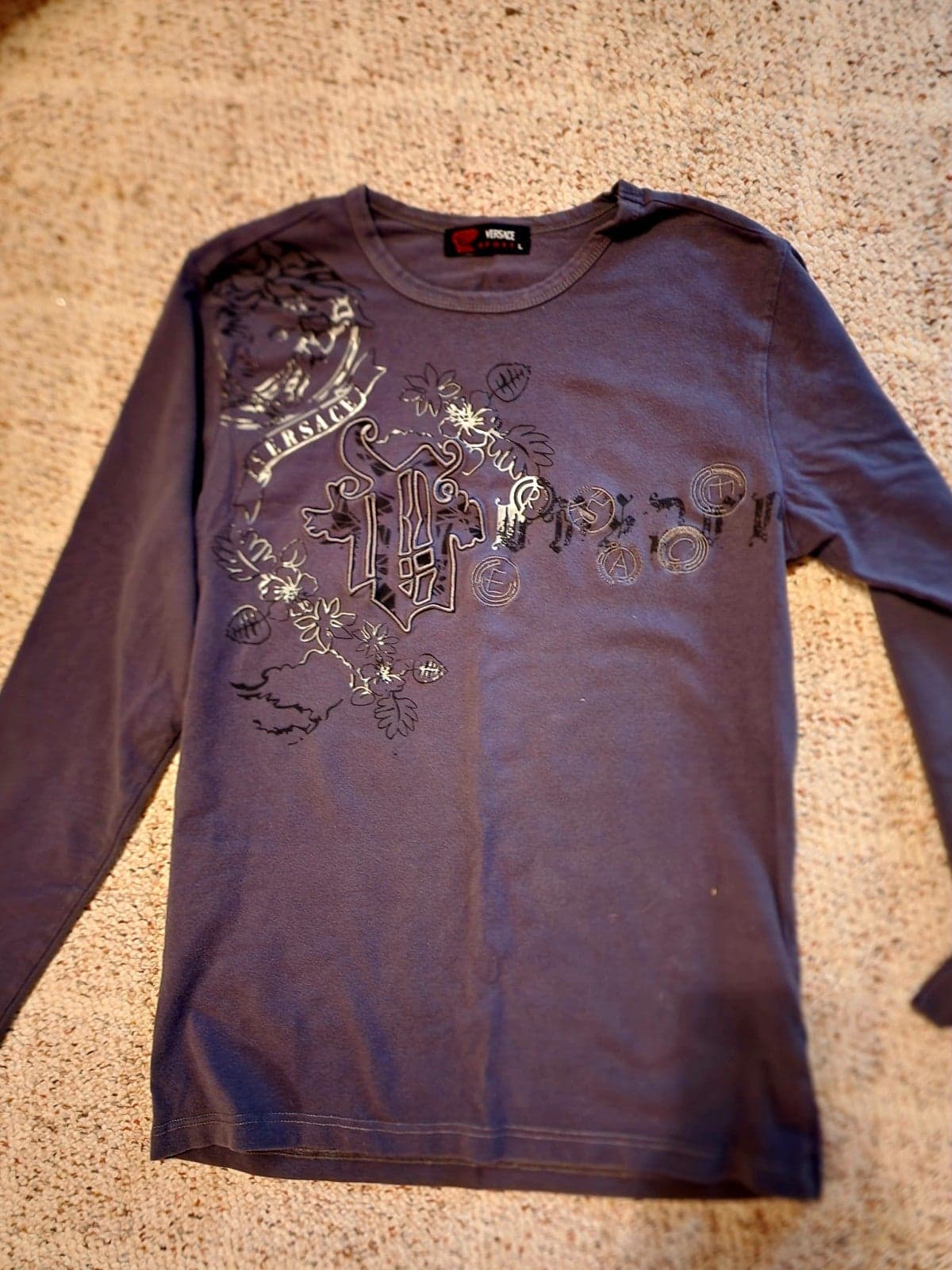 Versace long sleeved shirt sz Large