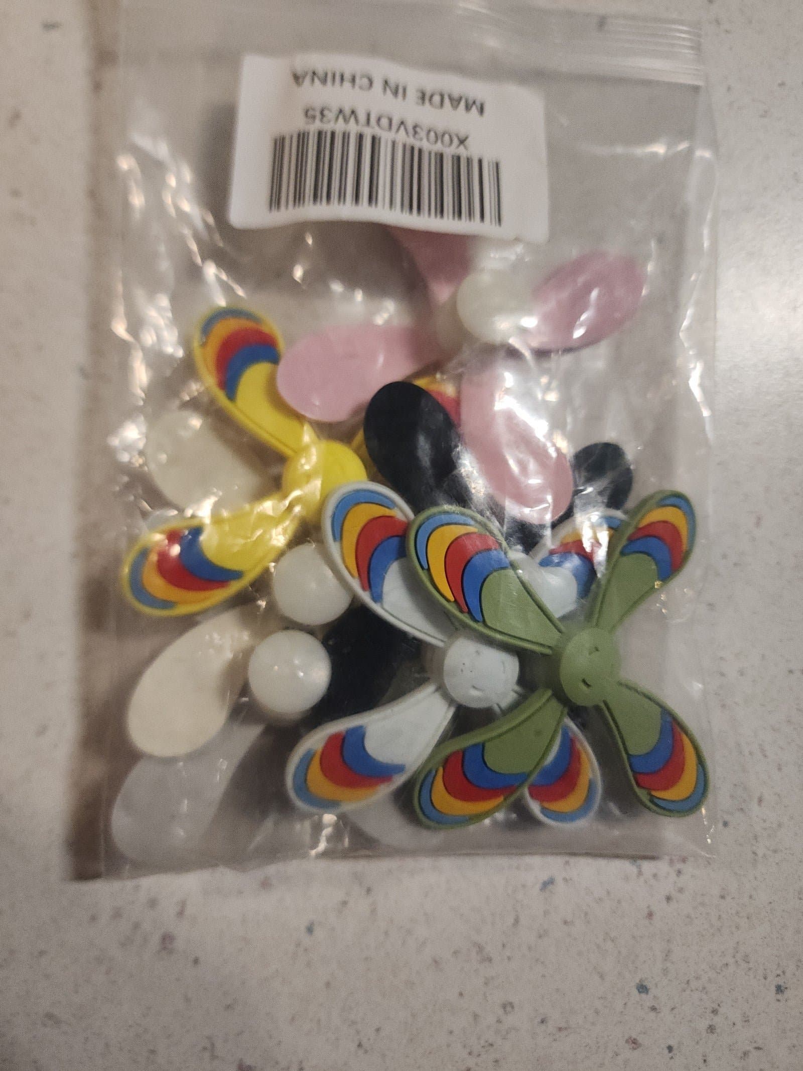 CROC Charms spinning propellers