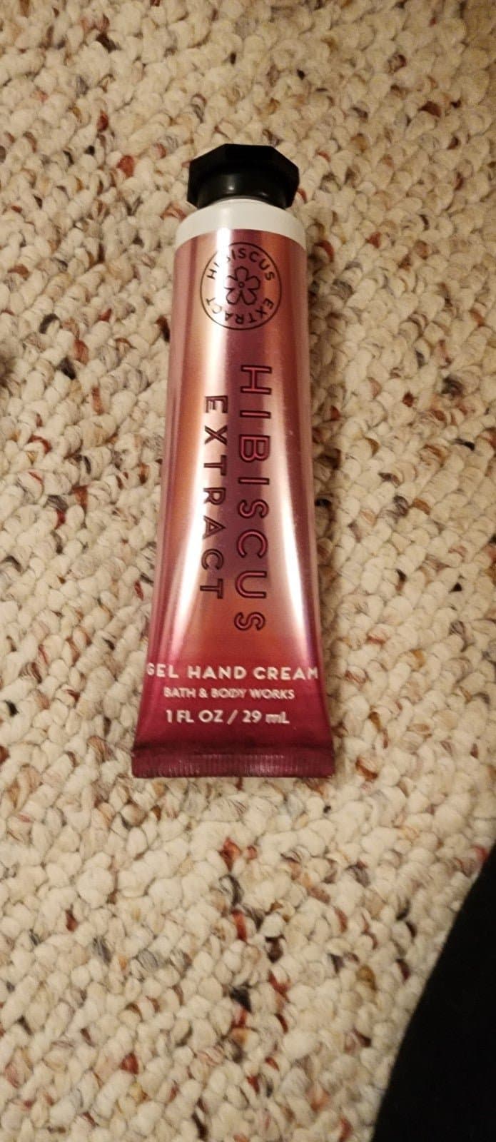 Bath & Bodyworks "Hibiscus Extract" Hand Cream New