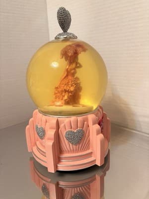 I Love Lucy Snow Globe Original Box Rare Heart Top Vintage Collectible