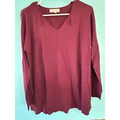 Pink Rose Sweater Womens Large Burgundy V-Neck Long Sleeve Tunic Knit Top Wine - Image 1