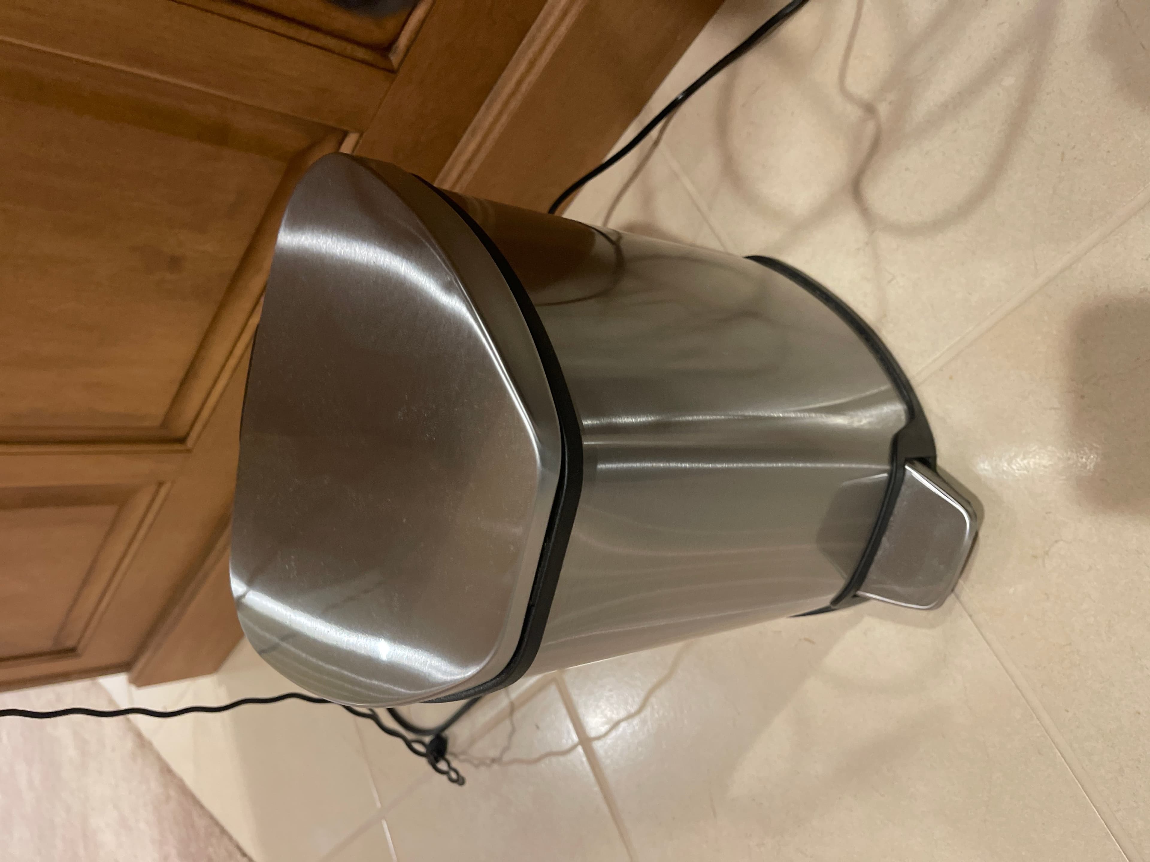 Trash can - Image 1