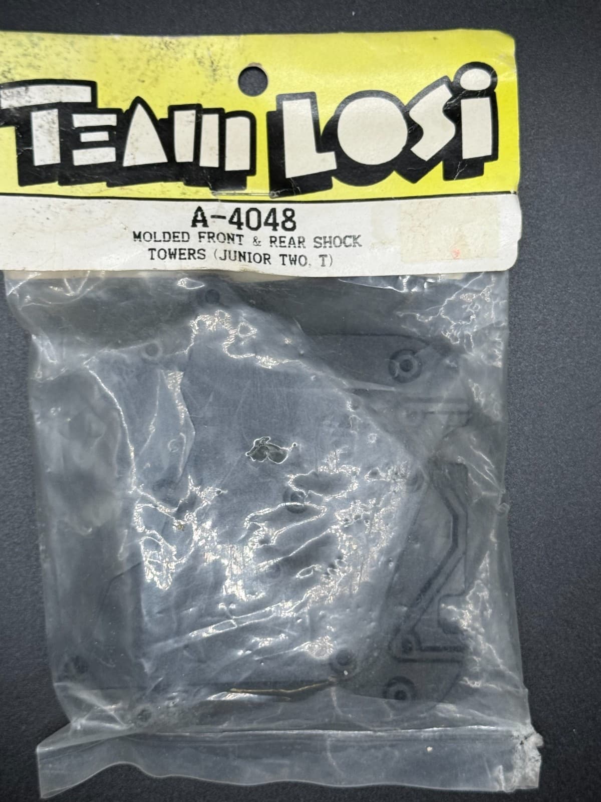 Losi A-4048 Vintage Set Molded Front/Rear Shock Towers JR 2 & JR T - Image 1
