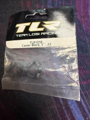 Team Losi Caster Block, 5 Degree: 22/22T / Team Losi / TLR1058 - Image 1