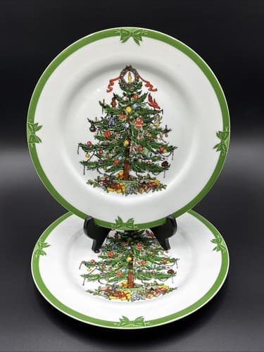 Georges Briard Yule Tide Christmas Tree 10 1/4” Dinner Plates (set of 2) - Image 1