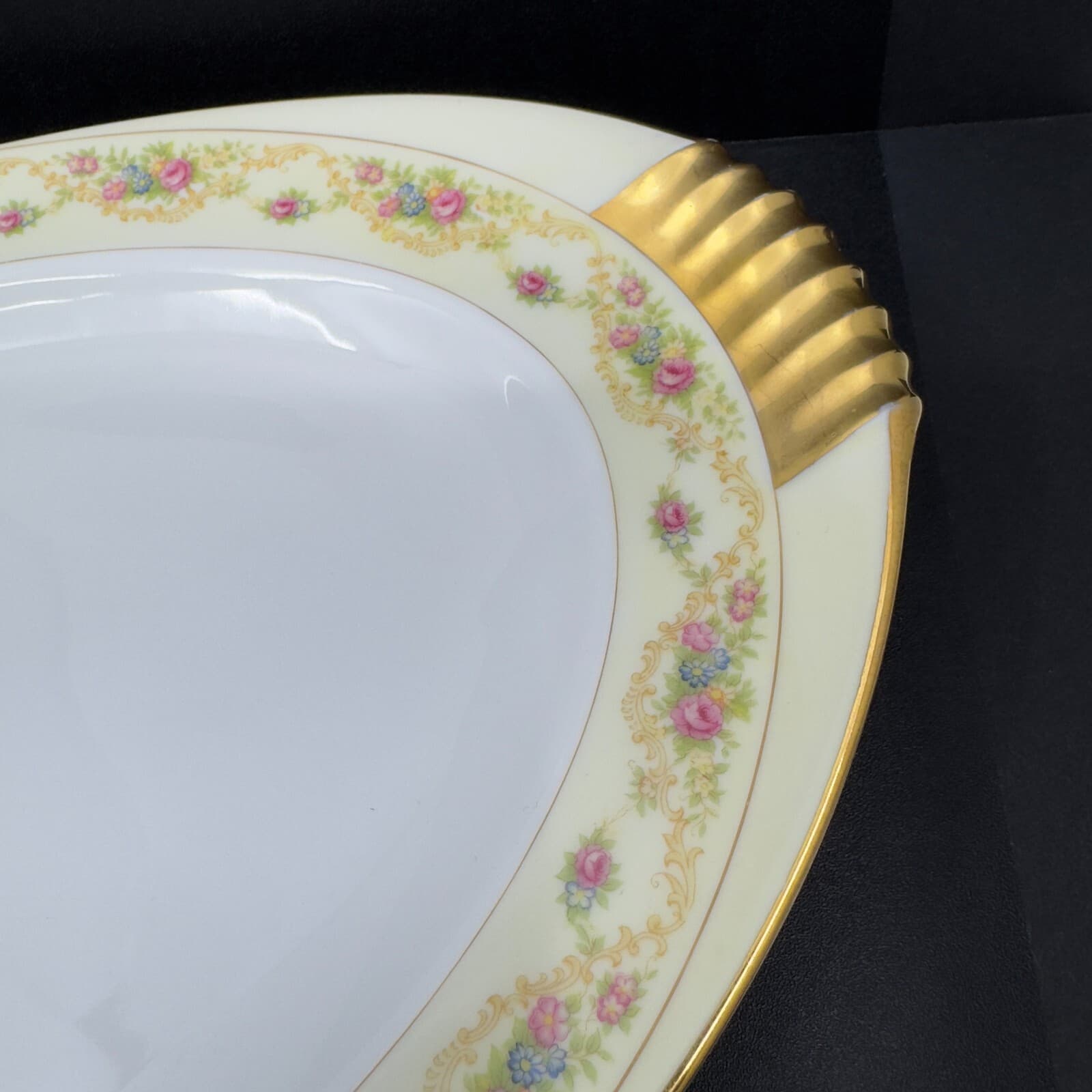 Meito China Modern Windsor 16 3/4" platter patents applied for backstamp - Image 1