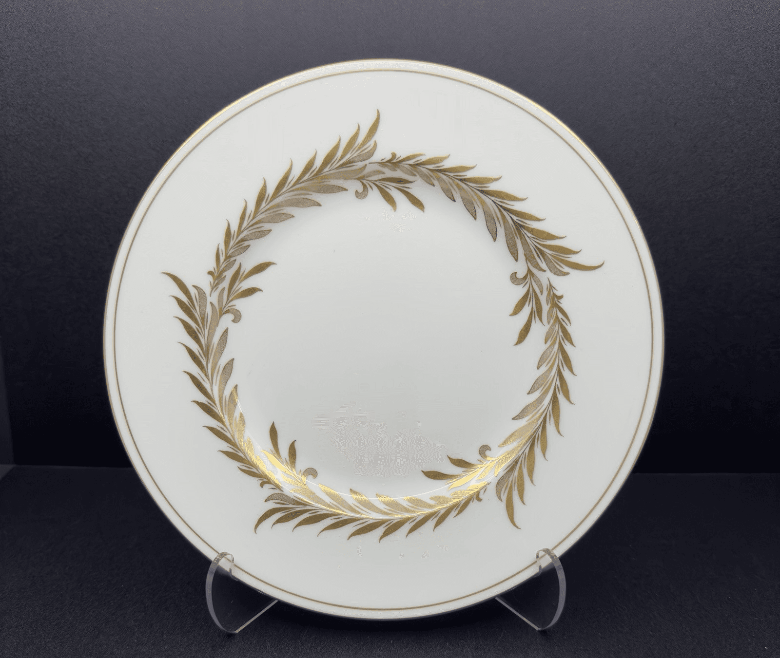 Minton Malta Gold Bread Plate 7 3/4 Inches - Image 1