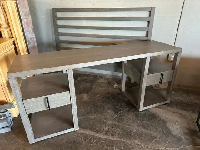 Ethan Allen Clarendon Desk - Image 1