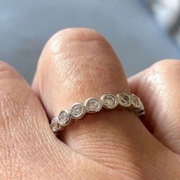 The Brilliant Bezel eternity band with zircon in Sterling Silver sz 10 - Image 1