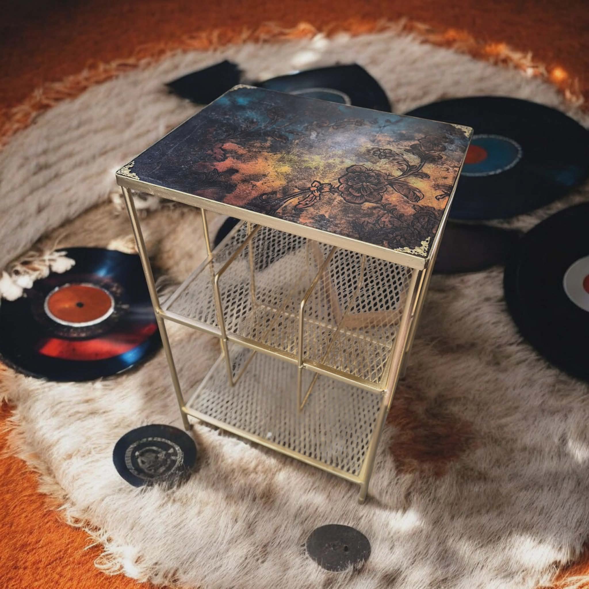 Vintage Metal Vinyl Record Storage Rack with Artistic Top - Image 1