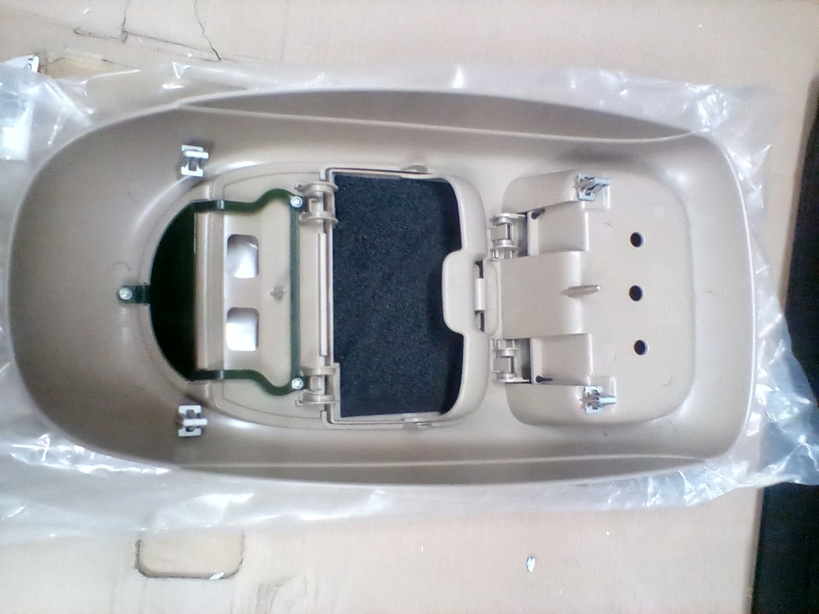 Roof Ceiling Console for Ford Super Duty Trucks F250 F350 F450 F550 without Sunroof - Image 1