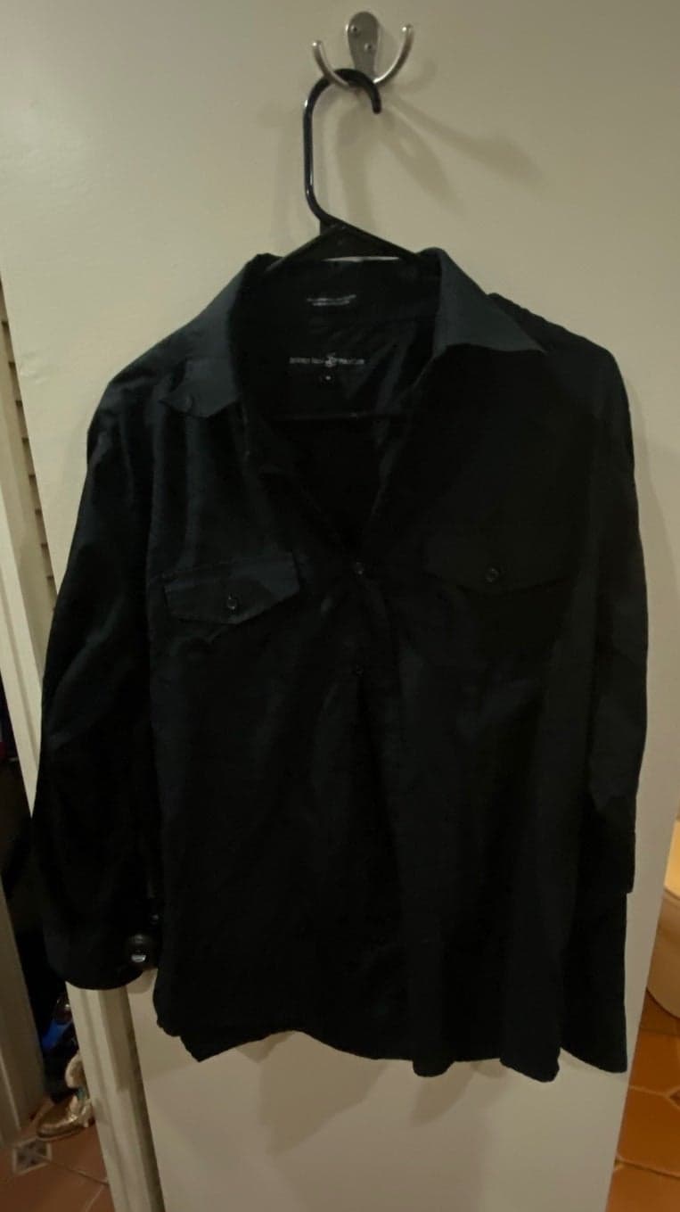 Beverly Hills Polo Club Men’s Black Button Up Collared Top