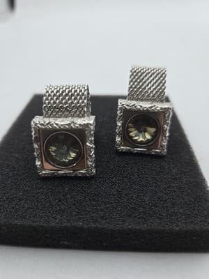 VTG Silvertone Mesh Wrap Cufflinks Square Rhinestone Centers Dressy Freeform
