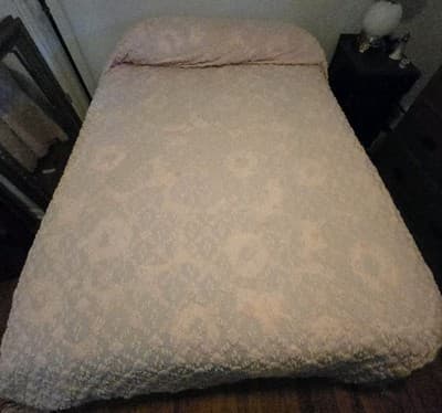 Vintage Light Pink Queen Chenille Bedspread 100% Cotton Full Fringe Made India