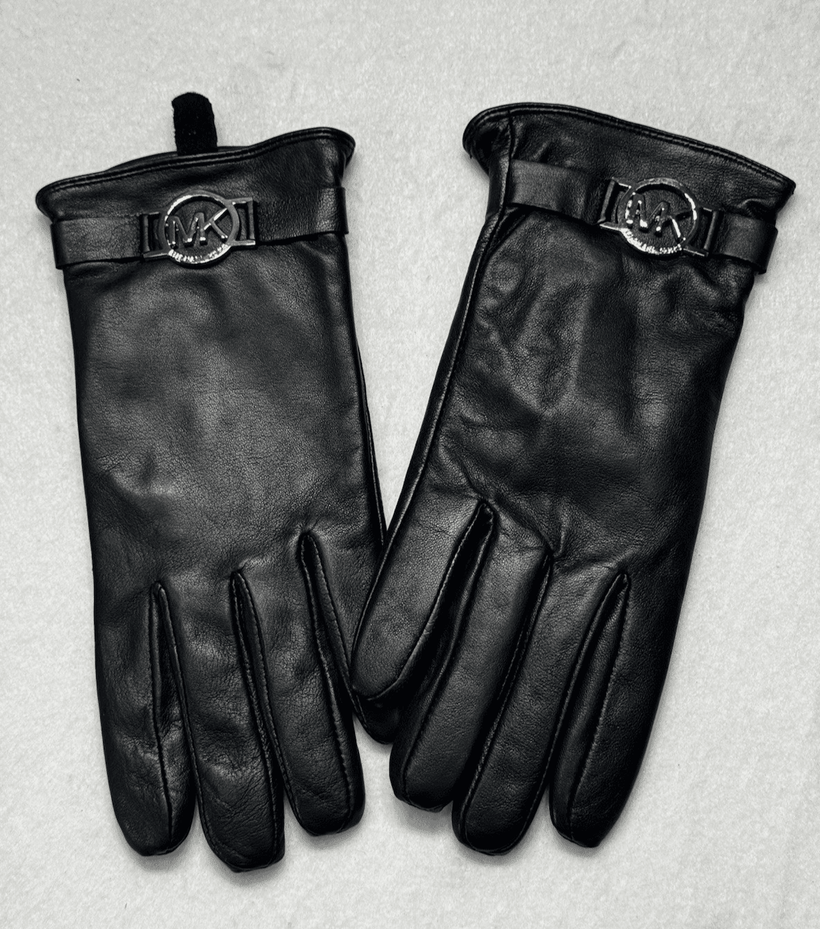 Early 2000s Michael Kors Black Leather Gloves w/ MK Logo – Size M VERY SOFT - Image 1