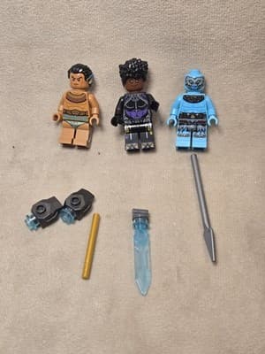 LEGO Marvel Black Panther Sunbird Craft & 3 Minifigures Lot - PLEASE READ - Image 1