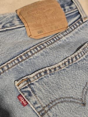 Vtg 90s Levi’s 501 Button Fly Jeans Made in USA |Mid Wash Straight Leg | 34 x 36 - Image 1